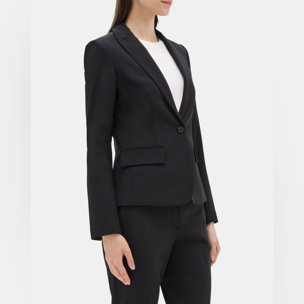 Theory Slim-Fit Blazer in Sevona Stretch Wool